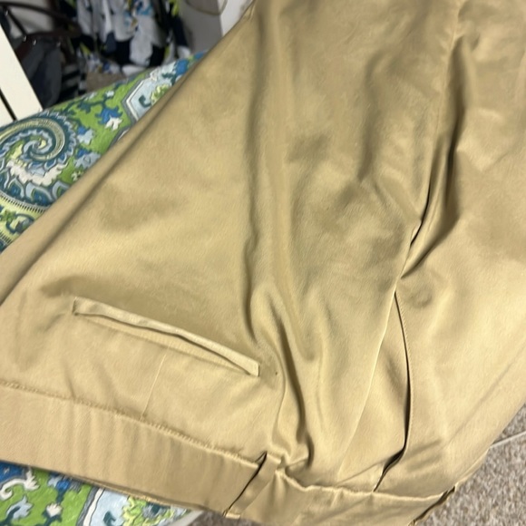 Beautiful Talbots khaki trousers - Picture 1 of 9